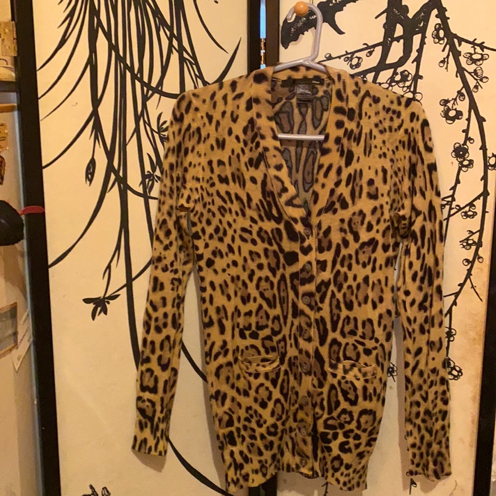 Ellison Women’s Leopard Print Cardigan W/Mother-of-Pearl Buttons Closure